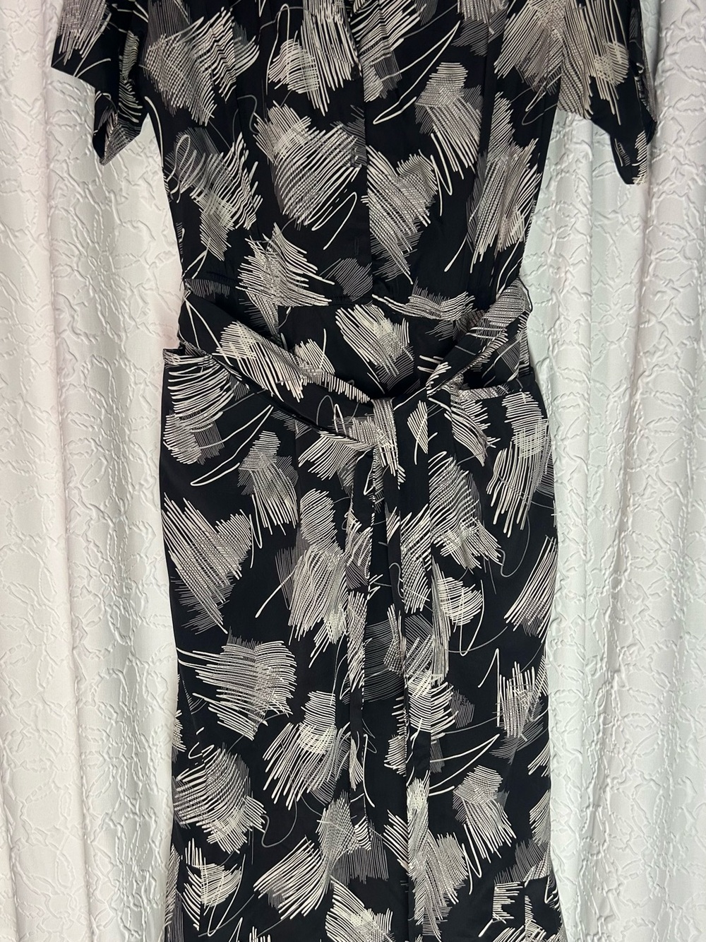 Vintage 80s Black & Cream Printed Belted Women’s shirtdress